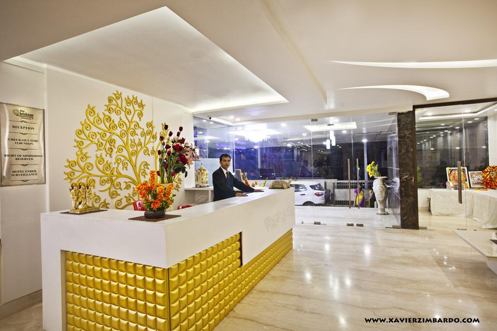 Hotel Krishna International Vrindāvan Dış mekan fotoğraf