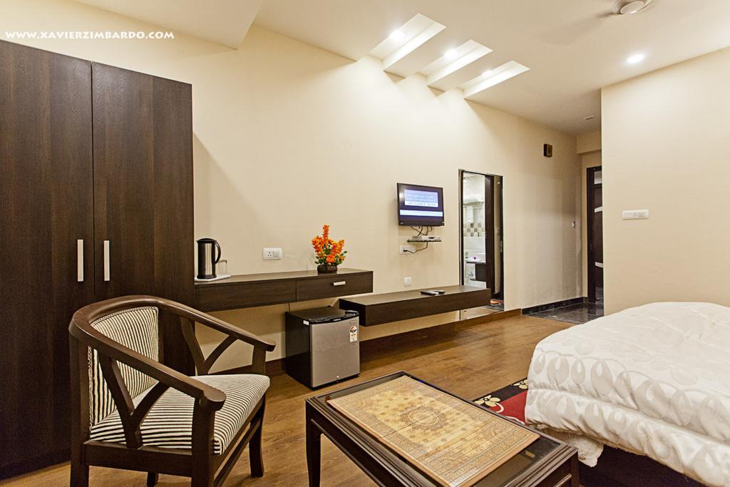 Hotel Krishna International Vrindāvan Dış mekan fotoğraf